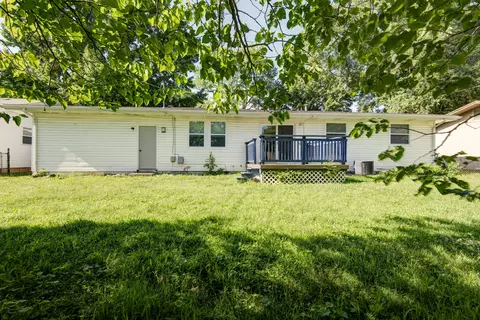 Exterior - 1105 Edgewood St, Springfield, MO 65807 photo 3 of 6