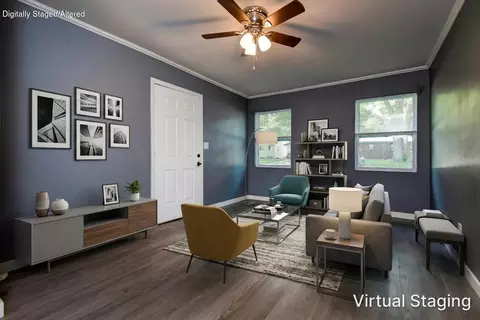 Living - 1105 Edgewood St, Springfield, MO 65807 photo 2 of 7