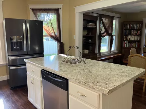 Kitchen - 438 E Washington St, Marshfield, MO 65706 photo 2 of 2