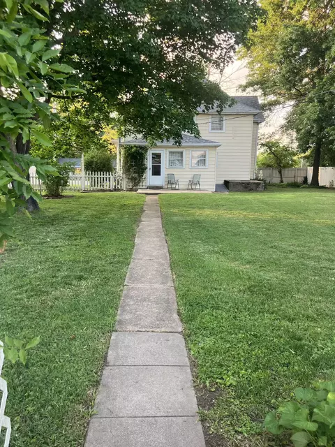 Exterior - 438 E Washington St, Marshfield, MO 65706 photo 10 of 18