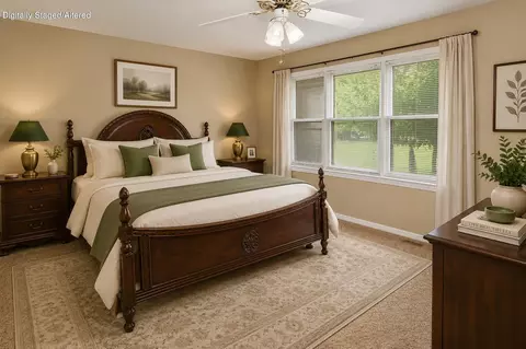 Bedroom - 533 Ghan Rd, Clever, MO 65631 photo 2 of 9