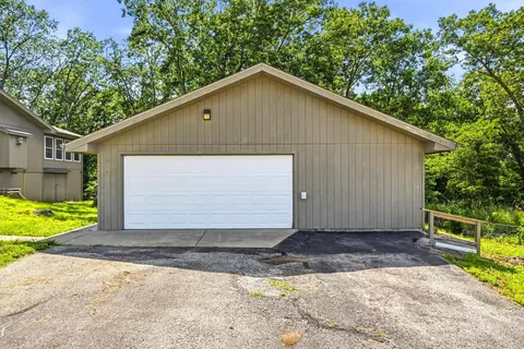 Exterior - 35 Nightfall Ln, Branson West, MO 65737 photo 5 of 5