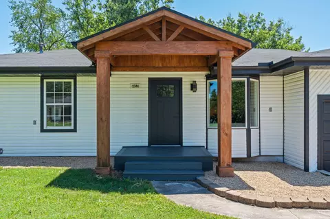Exterior - 2324 E Huntington St, Ozark, MO 65721 photo 3 of 10
