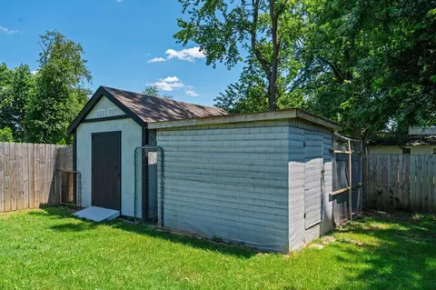 Exterior - 2324 E Huntington St, Ozark, MO 65721 photo 9 of 10