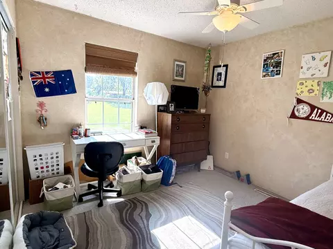 Bedroom - 1334 Cherokee Ct, Marshfield, MO 65706 photo 6 of 6