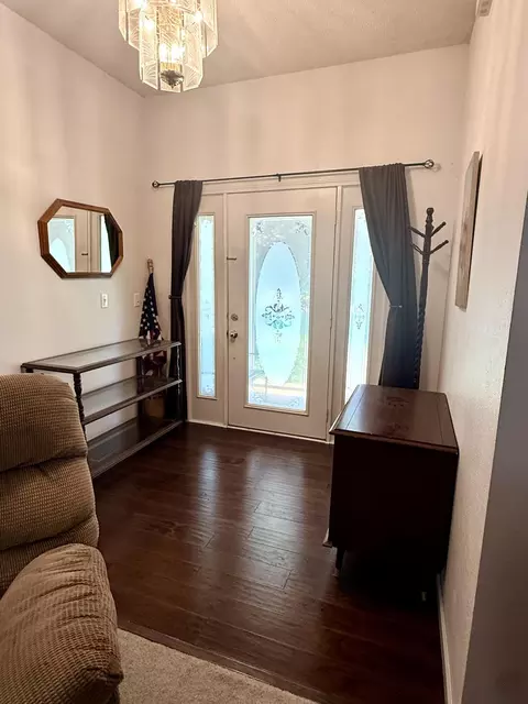 Entry Way - 1334 Cherokee Ct, Marshfield, MO 65706 photo 1 of 1