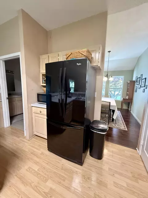 Kitchen - 1334 Cherokee Ct, Marshfield, MO 65706 photo 9 of 9