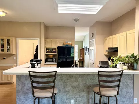 Kitchen - 1334 Cherokee Ct, Marshfield, MO 65706 photo 3 of 9