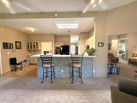 Kitchen - 1334 Cherokee Ct, Marshfield, MO 65706 photo 2 of 9