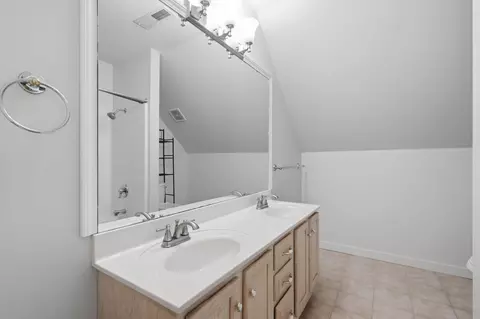 Bath - 1628 S Charing Rd, Springfield, MO 65809 photo 6 of 6