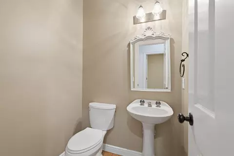 Bath - 1628 S Charing Rd, Springfield, MO 65809 photo 1 of 6