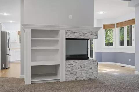 Living - 1628 S Charing Rd, Springfield, MO 65809 photo 8 of 8