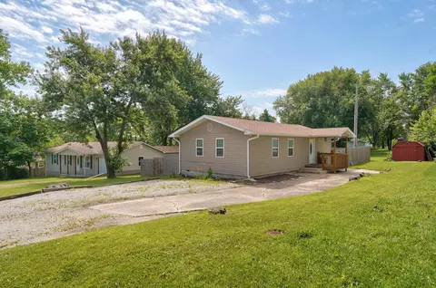 401 W Jennifer St, Mansfield, MO 65704