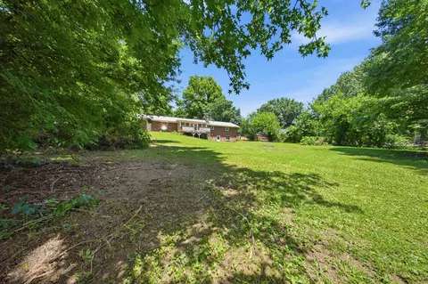 Exterior - 1666 E Richmond St, Springfield, MO 65804 photo 15 of 16