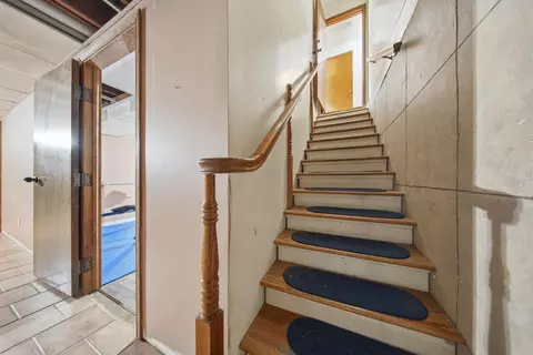 Entry Way - 1666 E Richmond St, Springfield, MO 65804 photo 1 of 1