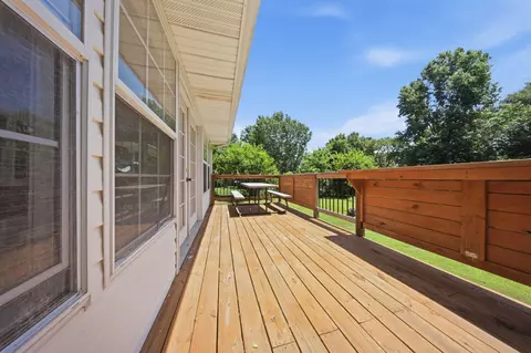 Exterior - 1666 E Richmond St, Springfield, MO 65804 photo 9 of 16