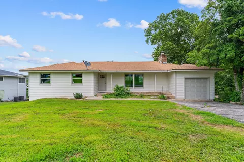 25720 Hillcrest Dr, Shell Knob, MO 65747