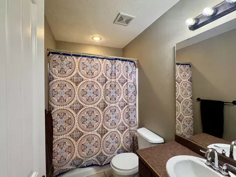 Bath - 206 Spruce Ave, Clever, MO 65631 photo 1 of 2