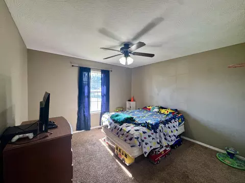 Bedroom - 206 Spruce Ave, Clever, MO 65631 photo 2 of 3