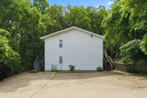 1301 Hillcrest Pl, Branson, MO 65616