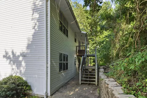 Exterior - 1301 Hillcrest Pl, Branson, MO 65616 photo 1 of 8
