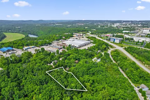View/Area - 1301 Hillcrest Pl, Branson, MO 65616 photo 1 of 2