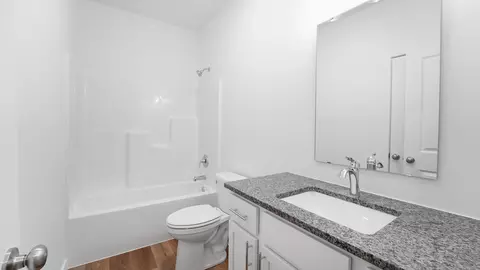 Bath - 857 S Orchard Way, Springfield, MO 65802 photo 2 of 2
