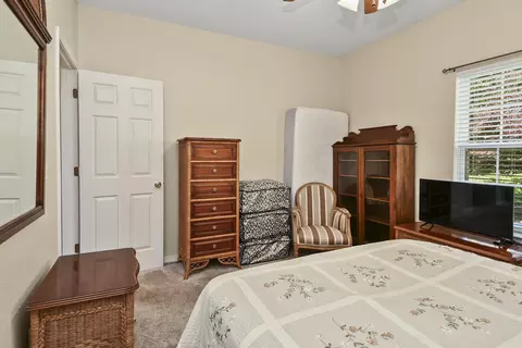 Bedroom - 220 Tyler St, Branson, MO 65616 photo 4 of 4