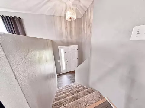 Entry Way - 67 Broadview Dr, Marshfield, MO 65706 photo 2 of 2