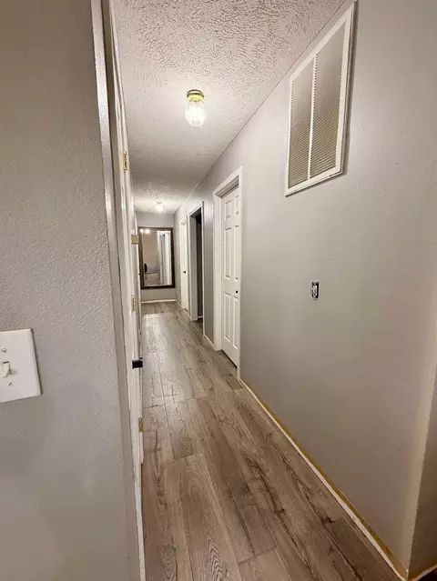 Entry Way - 67 Broadview Dr, Marshfield, MO 65706 photo 2 of 4