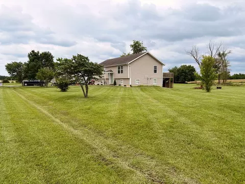 Exterior - 67 Broadview Dr, Marshfield, MO 65706 photo 3 of 6