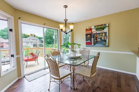 Dining - 1921 E Nottingham St, Springfield, MO 65804 photo 1 of 3