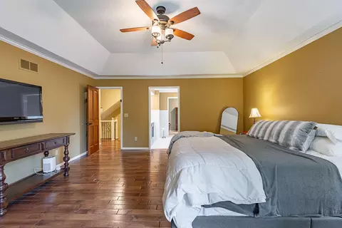 Bedroom - 1921 E Nottingham St, Springfield, MO 65804 photo 4 of 14