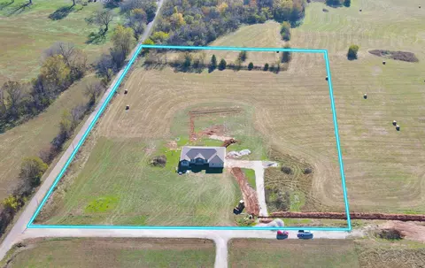 20203 Lawrence 2008p, Everton, MO 65646