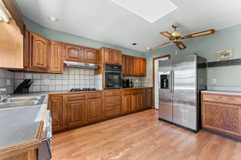 Kitchen - 117 Hidden Bluff Rd, Blue Eye, MO 65611 photo 4 of 4