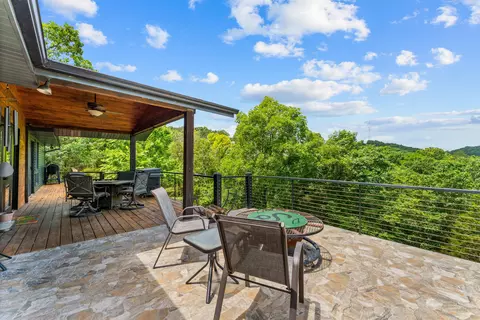 Exterior - 117 Hidden Bluff Rd, Blue Eye, MO 65611 photo 5 of 7