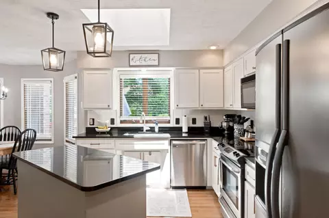 Kitchen - 3849 E Kingsbury St, Springfield, MO 65809 photo 1 of 4