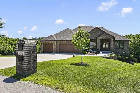 358 Thornbrooke Dr, Rogersville, MO 65742