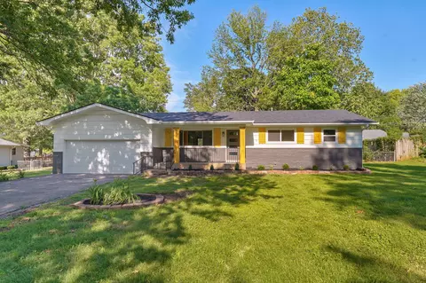 218 S Jonathan Ave, Springfield, MO 65802