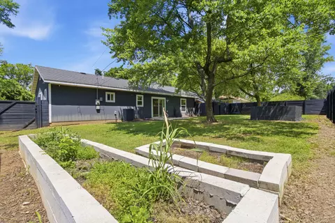 Exterior - 107 Opal St, Monett, MO 65708 photo 3 of 6