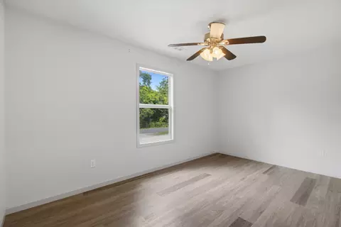 Bedroom - 107 Opal St, Monett, MO 65708 photo 3 of 3