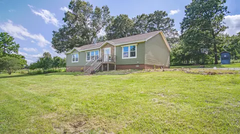 23706 E Us 160, Alton, MO 65606