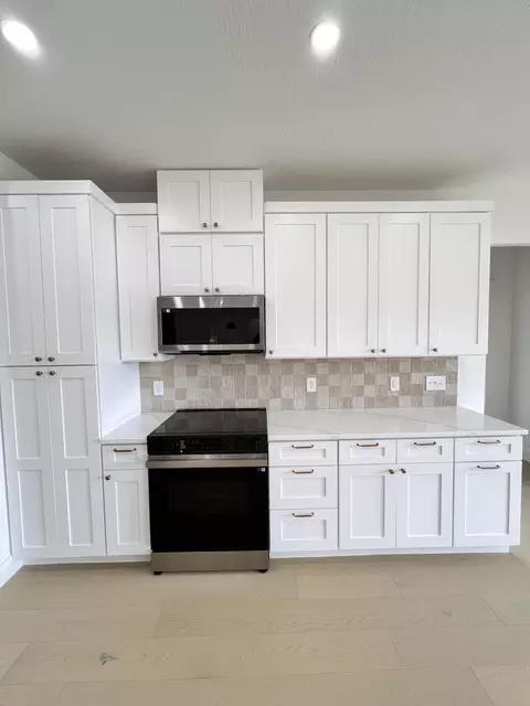 2090 N Silver Charm Ave, Springfield, MO 65802 photo 10