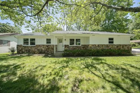 316 S Cedarbrook Ave, Springfield, MO 65802