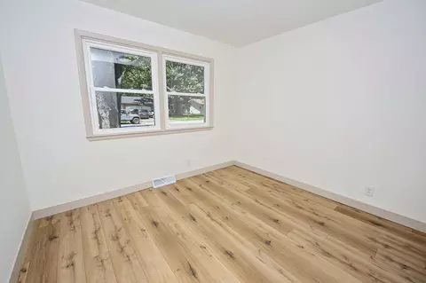 Bedroom - 316 S Cedarbrook Ave, Springfield, MO 65802 photo 1 of 6