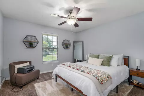 Bedroom - 5390 S Oxynard St, Springfield, MO 65810 photo 4 of 6