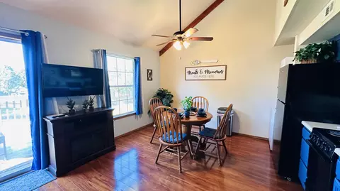 Dining - 26 Fall Creek Trl #9, Branson, MO 65616 photo 3 of 3