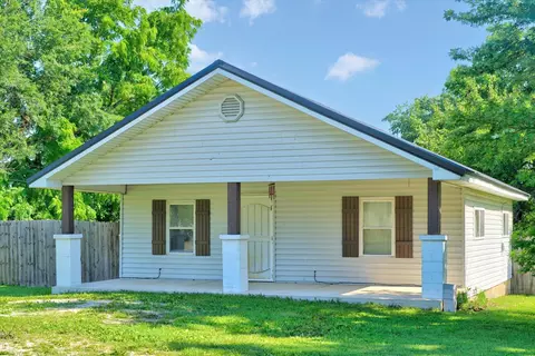 Exterior - 108 Summit St, Mansfield, MO 65704 photo 2 of 5