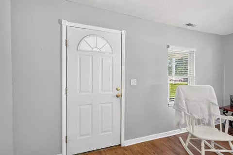 Entry Way - 108 Summit St, Mansfield, MO 65704 photo 1 of 1