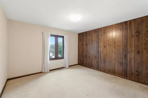 1425 E Mcclernon St, Springfield, MO 65803 photo 17